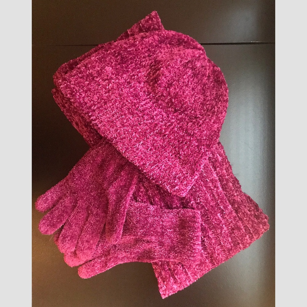 3/$10 Hat, Scarf, Glove Set